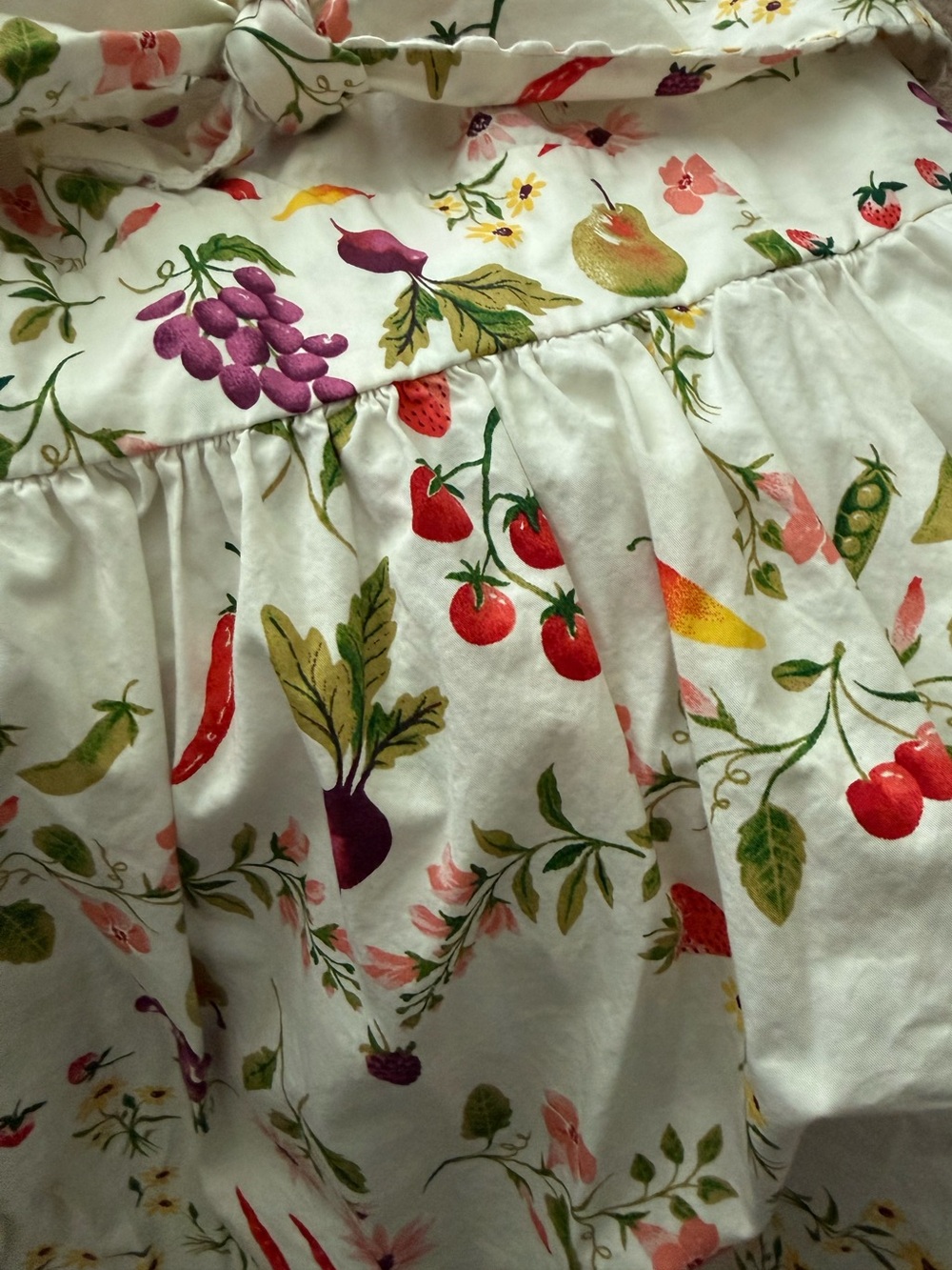 Garden Dress - Picture 2 of 3